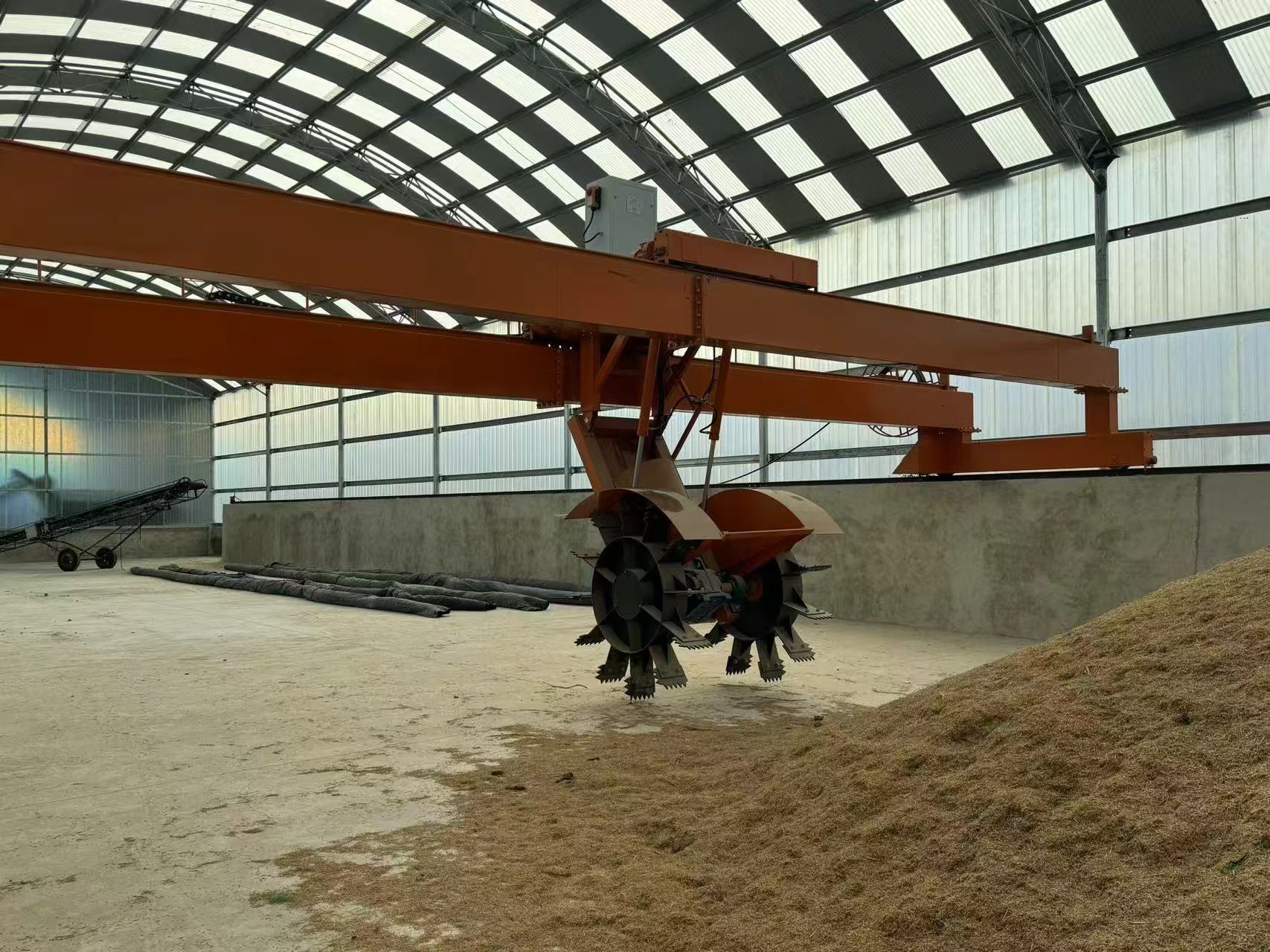 Hydraulic disc flipping machine